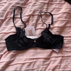 Savage x Fenty unlined bra